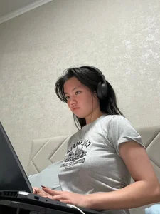 ErikaOliver preparing for the exam Pic 3