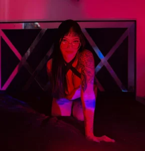 milica_ RED❤️ Pic 5