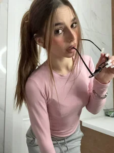 LauraHansil miss me? 사진