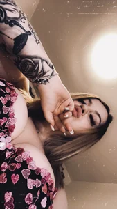 AlaynaDeluxe Me🥵 Foto 2