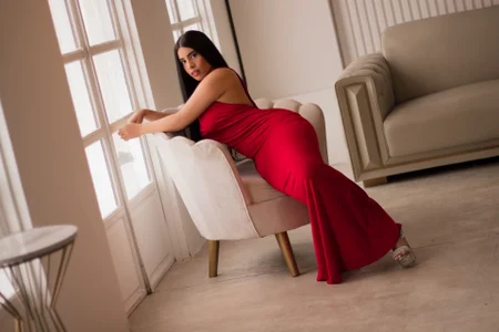 susan_zc girl in red ❤️ Pic