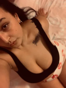 ErikaAmor Public Pic 6