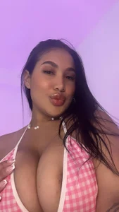 _karenestrada <3 รูป  2