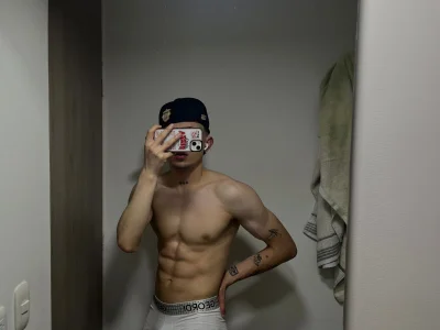 strongManLatino steve Pic 5