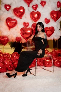 MichellespencerHappy Valentine's Day, my gift is you cumming thinking of me 😈💦图片 8