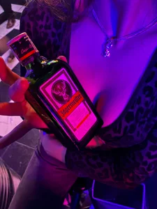 hotcoupleAyD disco صورة واحدة|hotcoupleAyD disco صورتان|hotcoupleAyD disco  2 صور|hotcoupleAyD disco  2 صورة