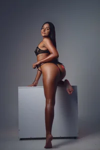 ariana_florez_ Public slika 4