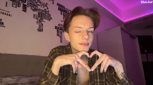 erikcute my stream Foto 4