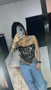 Sweet temptation 😈 od Violettasquirt  3 snímek