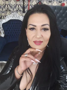 LindaBrairs Goddess Pic 9