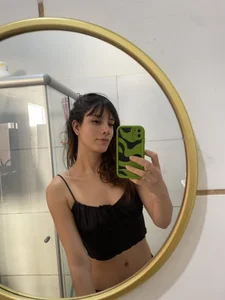 Oi de belaswanhot  photos