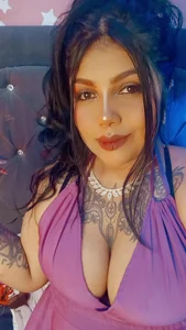 shayna_manson_: DO YOU LIKE PURPLE? ( 3 фото)