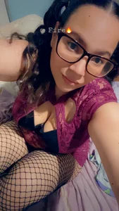 bellakay19 Public Pic