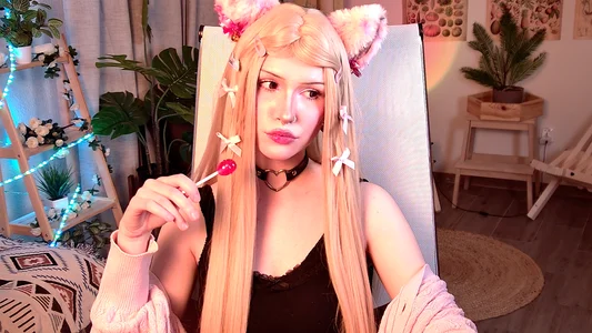 RickiOwens kitty Pic 2