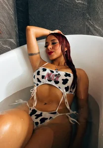 Public od AlanaLexx_  8 snímek