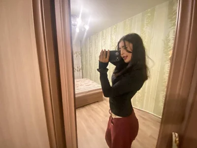 EmmaKitti Public Pic 5