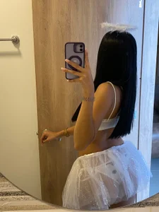 amber_willow I'm your little angel ❤️🪽 зображення