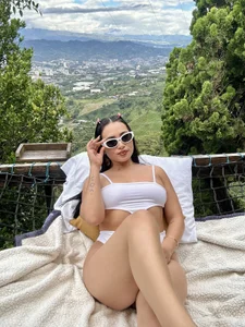 AlessFiore Aless is happy here😍 Pic 6