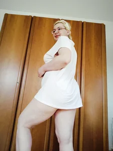 VikaKing May 2025 Immagine 