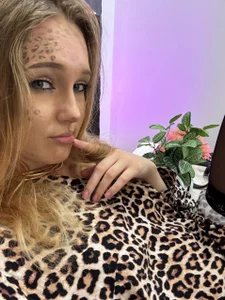 VanessaLightDiamond Hallowen Pic 3