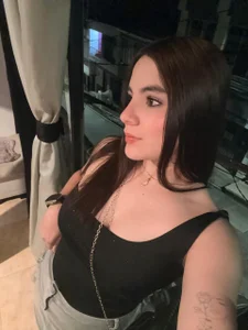 AriannaLewiss Look Me 💋 Εικόνα