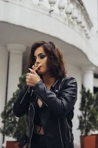 HollyCarteer Public Bilde