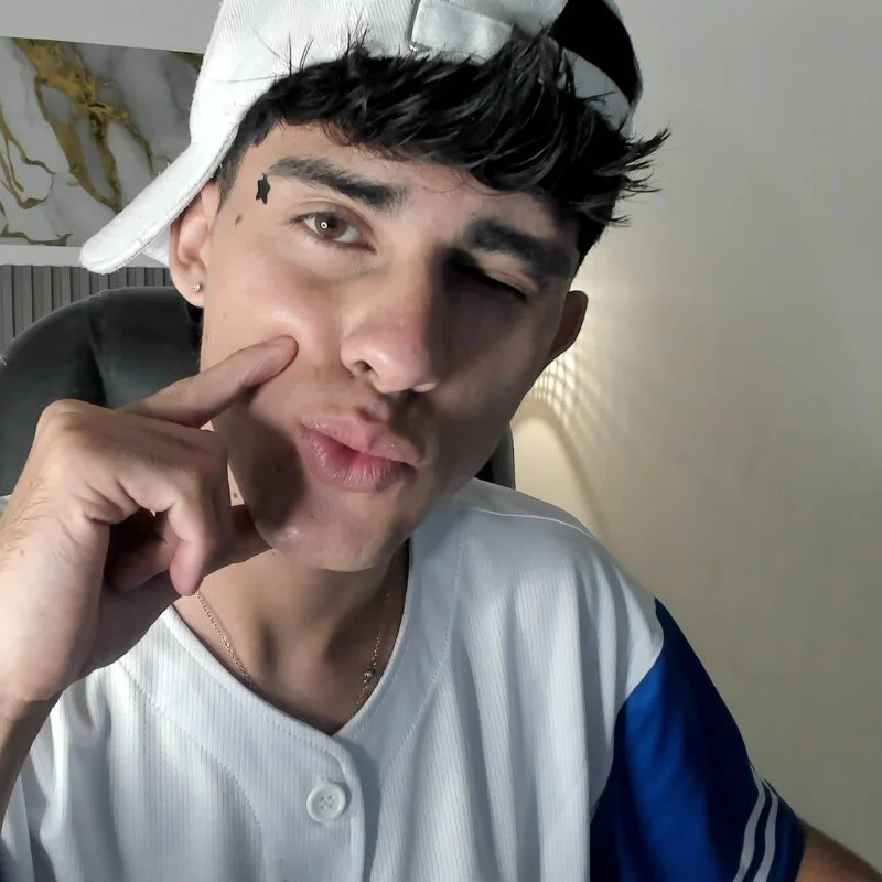 Dyla_n18 Trending Plaatje 8890