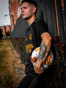 Noha_white kullanıcısının one day playing hot soccer albümü -  5 fotoğraf