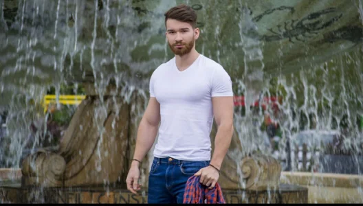 damongold Naughty Foto 9