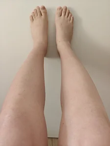 hotboygr My feet and socks Pic 4