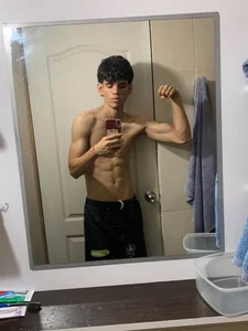 Josy_11 Public Pic 3