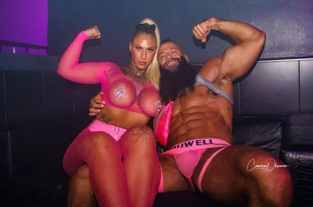 glorycouple_xlive