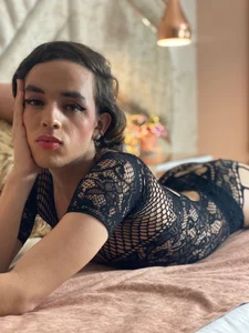 JustinePerry I'm something special that you can find at night Immagine  3