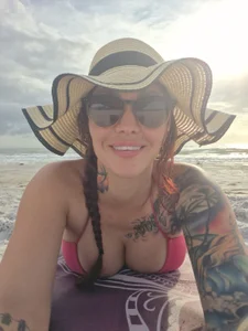 2026 Free vibes xox de CharletteWebb Foto 8