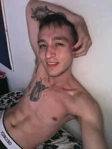 Dylanwhite23_ Dylan. Hình 4