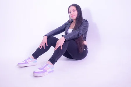 AliceBlackxPublic图片 4