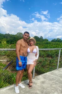 Susi_and_mat walk Pic