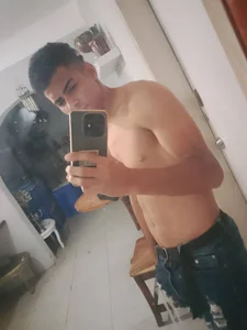 El_Nene_07's XXX Nude Photo 4