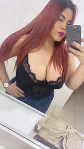 lara_rose1 Public Pic 5