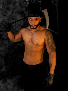 Mike_savage3 🎃 THIS IS HALLOWEEN 🎃 Pic 3