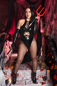 Marianee_Rousse HAPPY HALLOWEEN HONEY 👻🎃😈 Pic 3