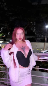 Ruby__Flames XXX nøgenfoto 2
