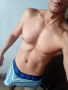 hola de mrkingolama  Imagens