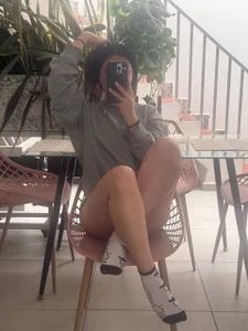 gabyevans4 do you like the way I look รูป  4