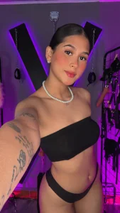 MissVicky_SlaveLiah_BDSM liah Pic 7
