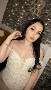 KairraPottsのPure Elegance & Secret Intentionsの 7枚の写真