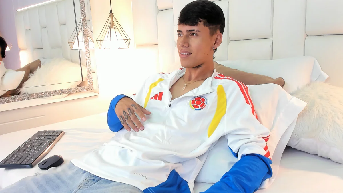 JacobFerrer 热门图片 3206