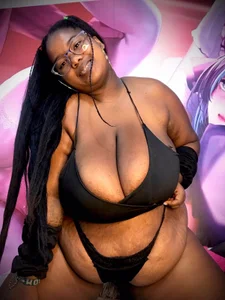 RenataFoxter sweet brunette Pic 5