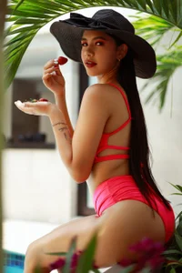 AntonellaRossi Outsite Bilde 2