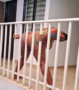 OliviaBurning 💌  2টি ছবি